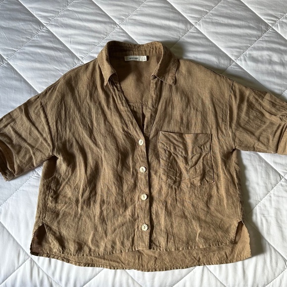 ~ Mod Ref Dawn Linen Button Down Shirt in Tan Small~ - Picture 4 of 9